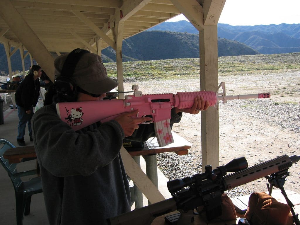hello-kitty-ar-15-rifle-gun-shooting