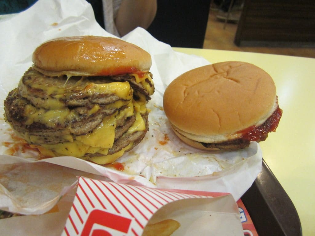 Petite comparaison avec le cheese-burger classique de Lotteria