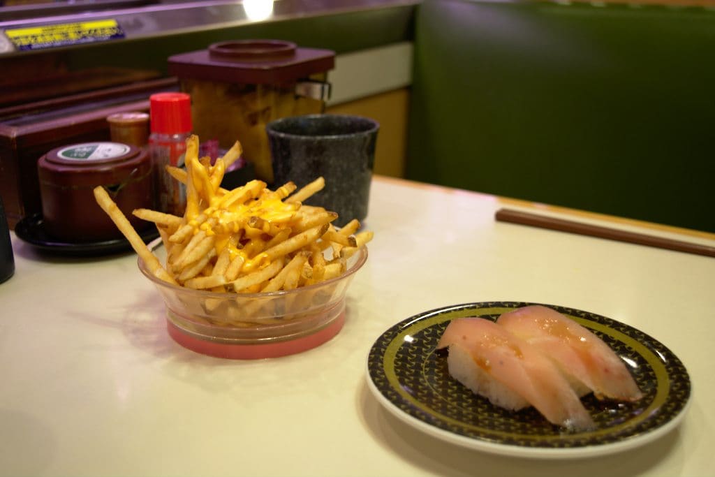 L'un de ces plats n'est pas un sushi traditionnel, saurez-vous le retrouver ?
