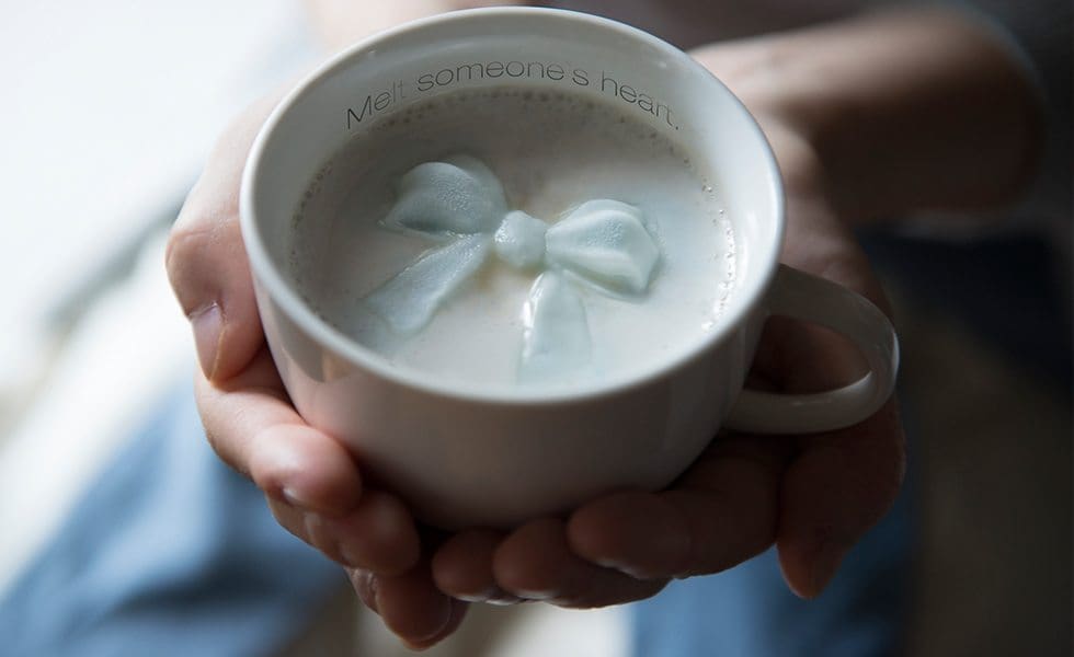Un adorable petit nœud guimauve pour décorer votre latte
