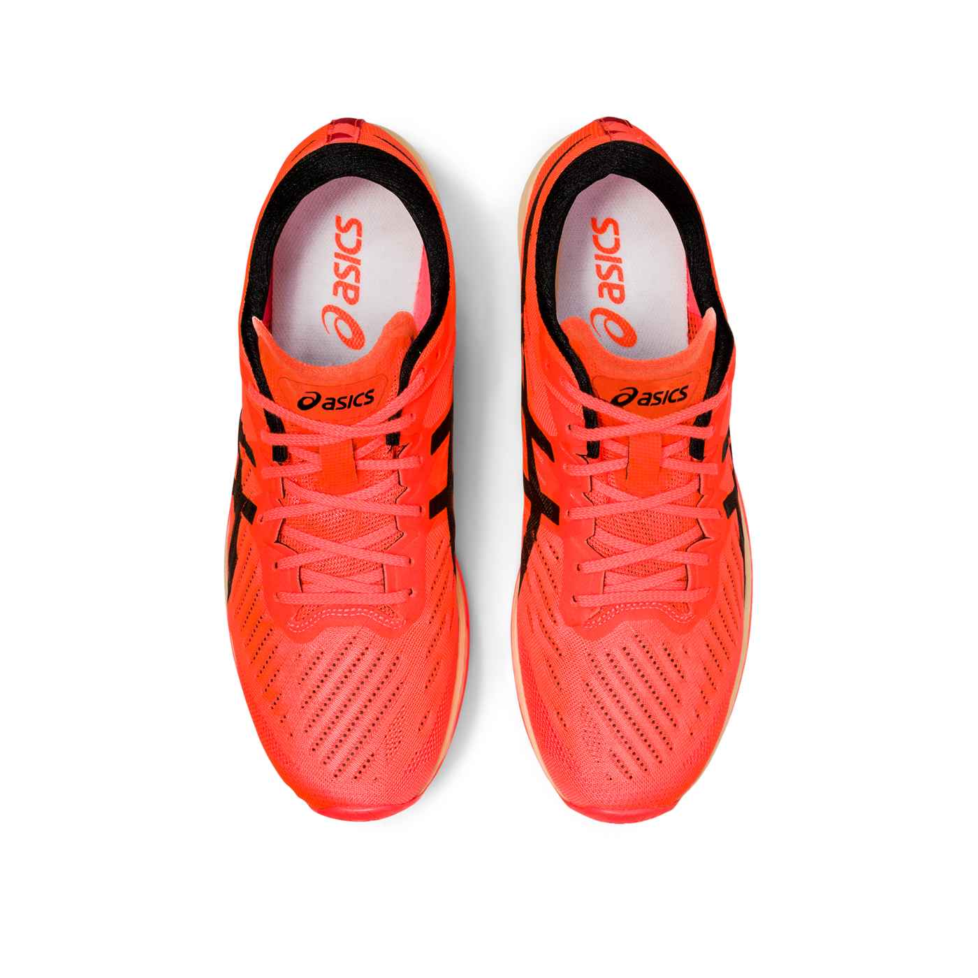 Avec METARACER, Asics se lance dans la course aux chaussures avec ...